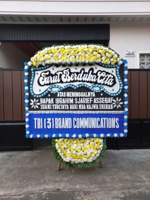 Papan Bunga Duka di Leahari